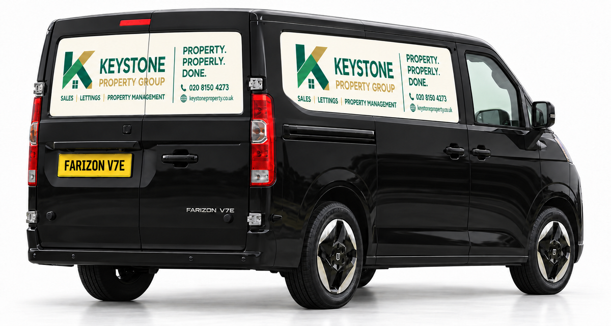 Farizon V7E Magnetic Signs