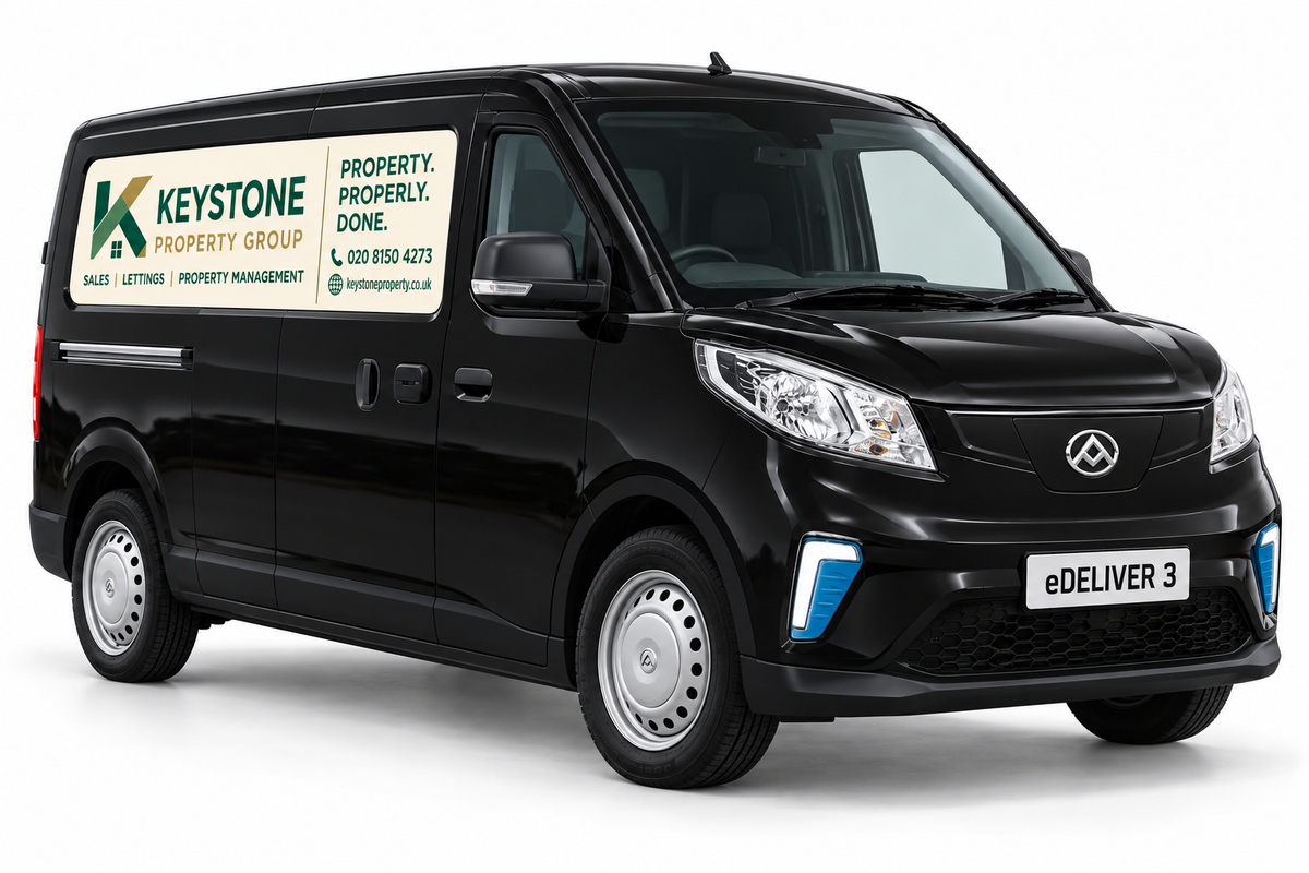Maxus eDeliver 3 Magnetic Van Signs