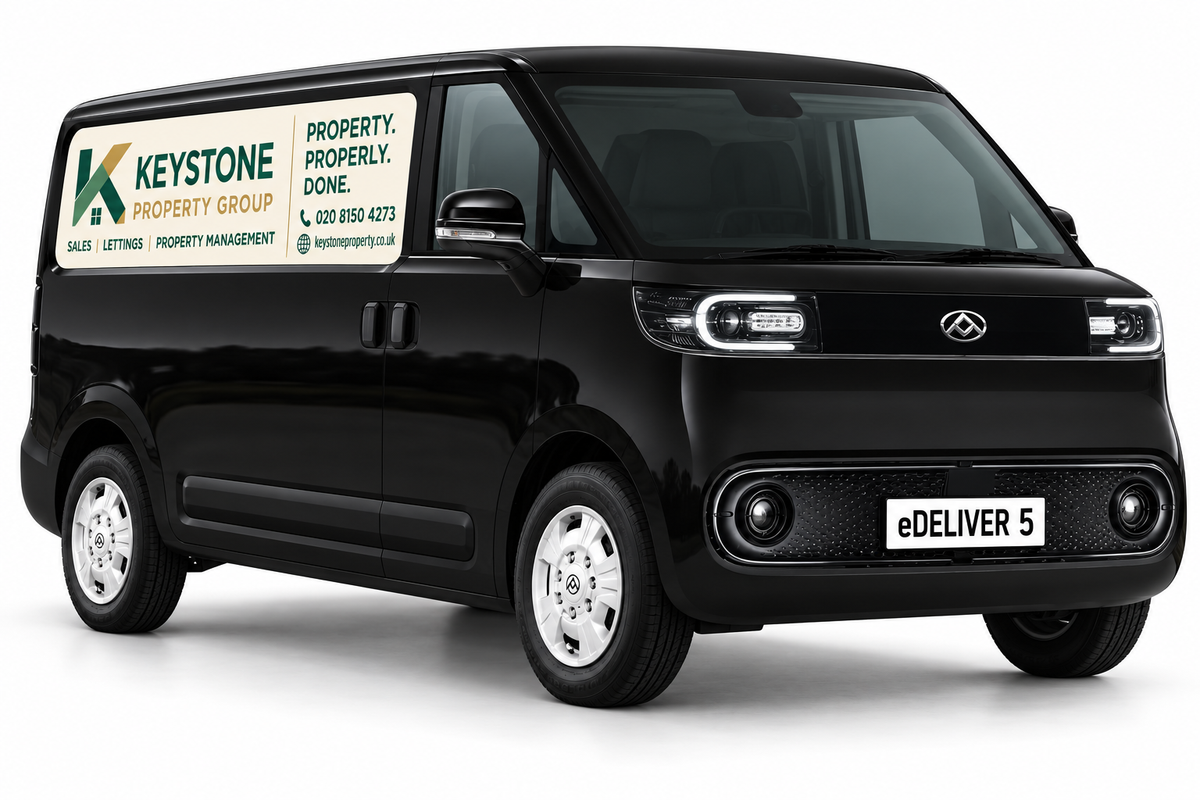 Maxus eDeliver 5 Magnetic Van Signs